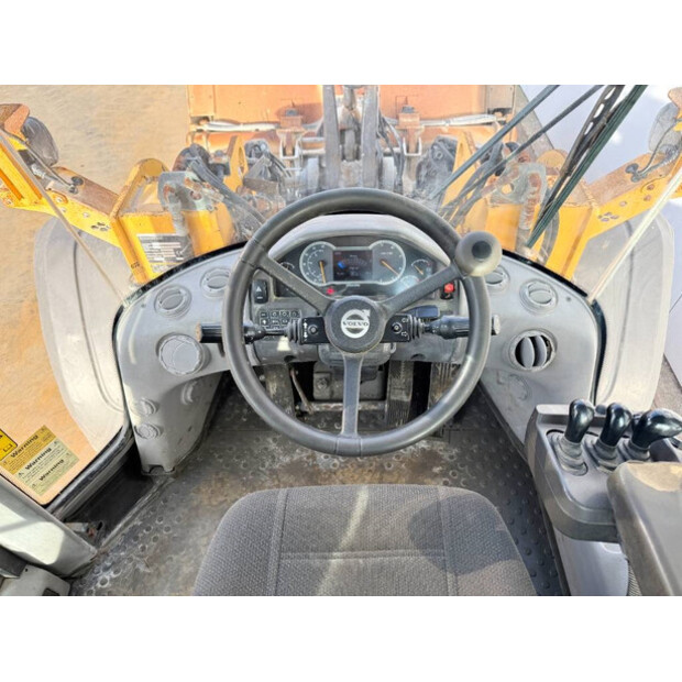 2019 Volvo L110H-44308650