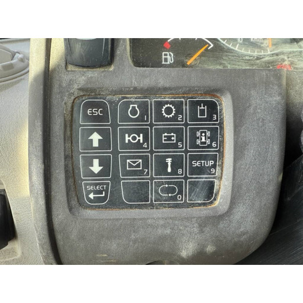 2019 Volvo L110H-44308655