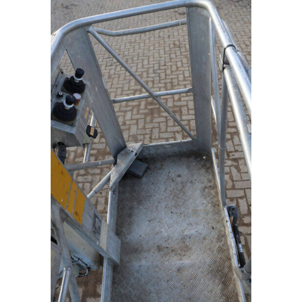 1997 PB RST2300-44308736