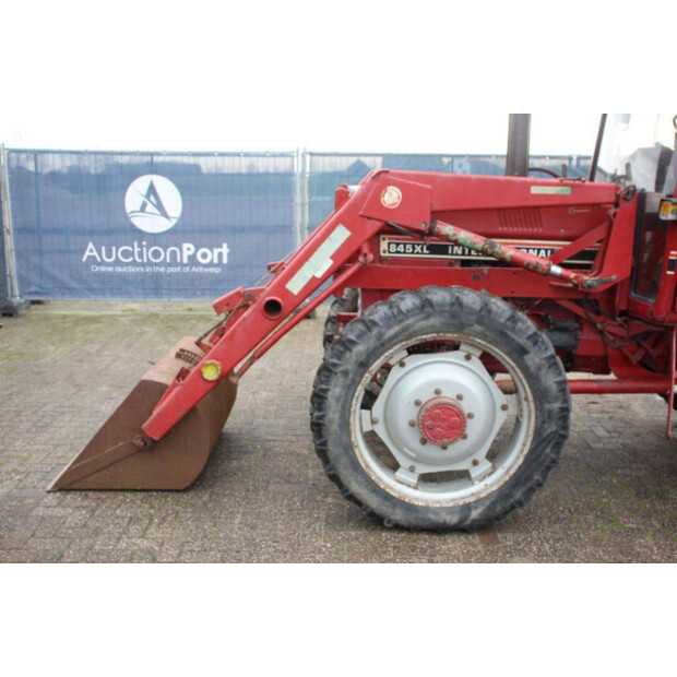 1983 International 845 XL-44308835