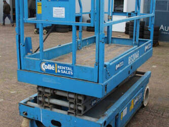2002-genie-gs-2046-1394742-44308870