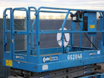 2002-genie-gs-2046-1394742-44308875