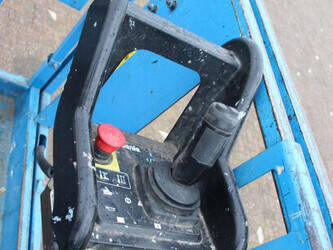 2002-genie-gs-2046-1394742-44308879