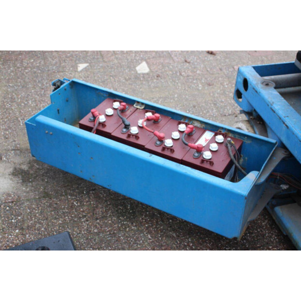 2002 جيني GS-2046-44308885