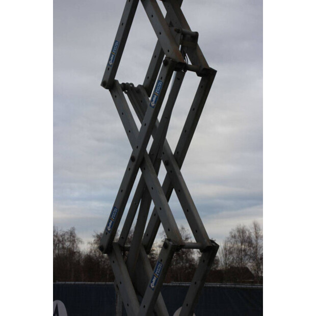 2002 جيني GS-2046-44308893