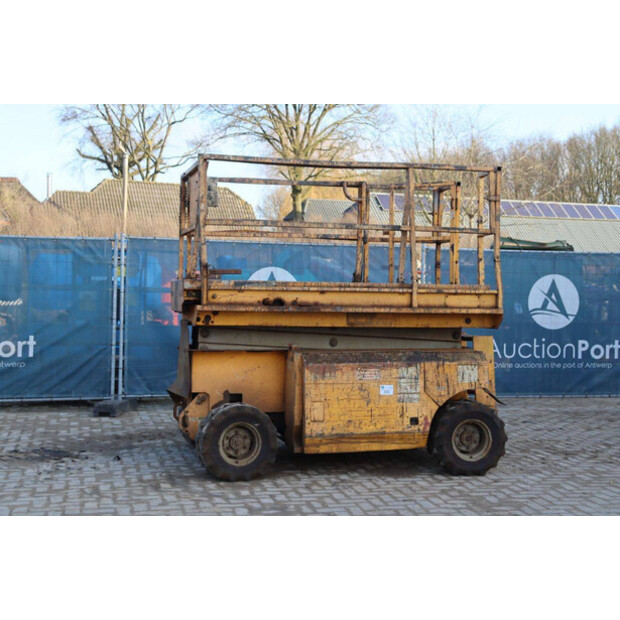 2000 جيني GS-3268 RT-44308894