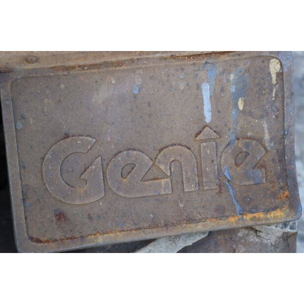 2000 جيني GS-3268 RT-44308905