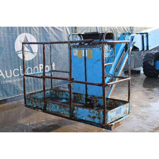 2000 Genie S-65-44309154