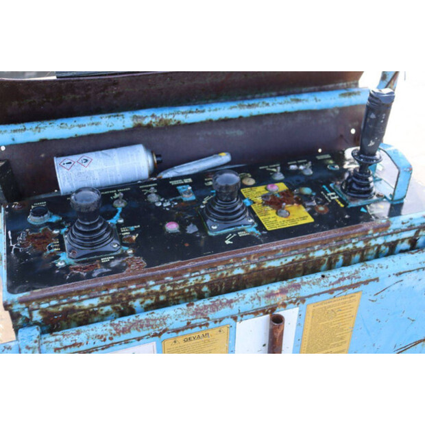 2000 Genie S-65-44309159