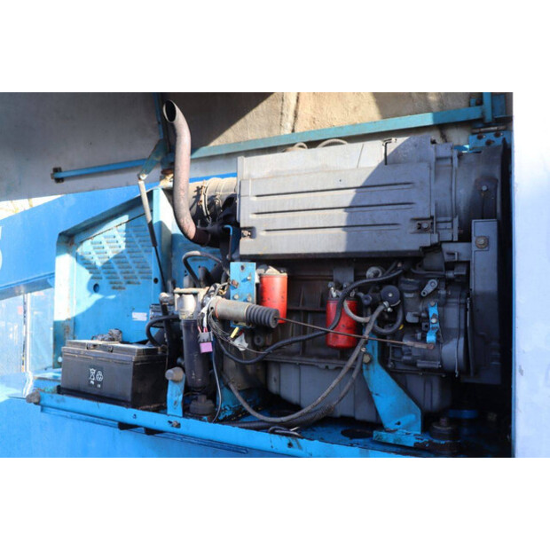 2000 Genie S-65-44309169