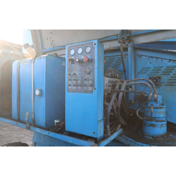 2000 Genie S-65-44309170