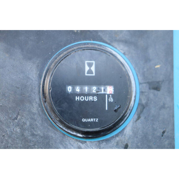 2000 Genie S-65-44309173