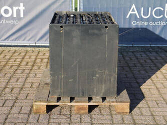 2021-hawker-80v-4-pzs-620-44309498