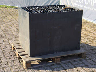 2021-hawker-80v-4-pzs-620-44309500