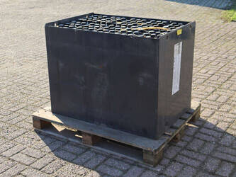 2021-hawker-80v-4-pzs-620-44309502