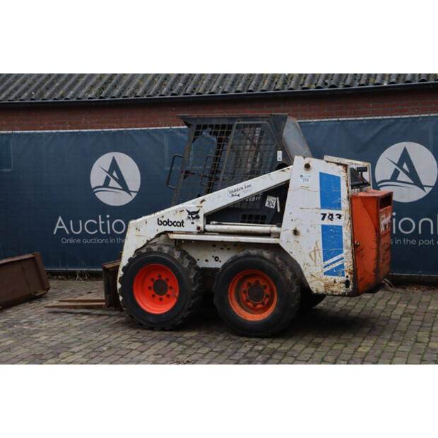 بوبكات 743-44309620