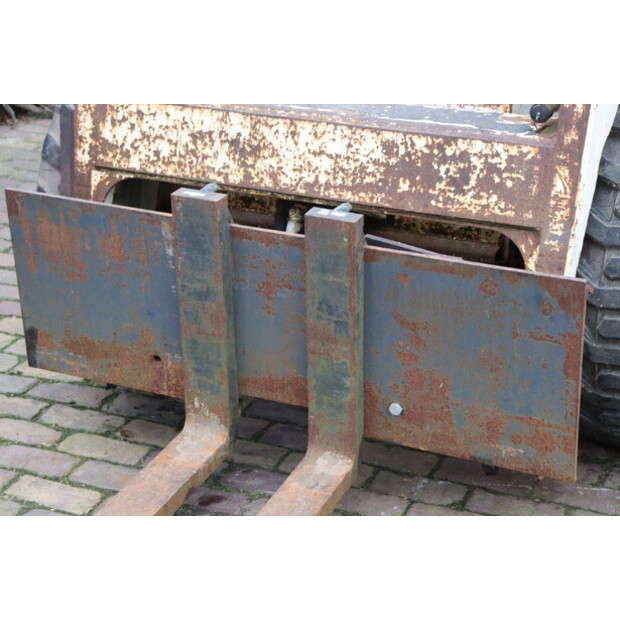 بوبكات 743-44309628