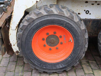 bobcat-743-1394766-44309632