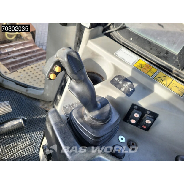 2014 Caterpillar D6T LGP-44309909