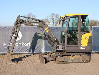 Image for TRACKED EXCAVATORS 2011 Volvo EC27C