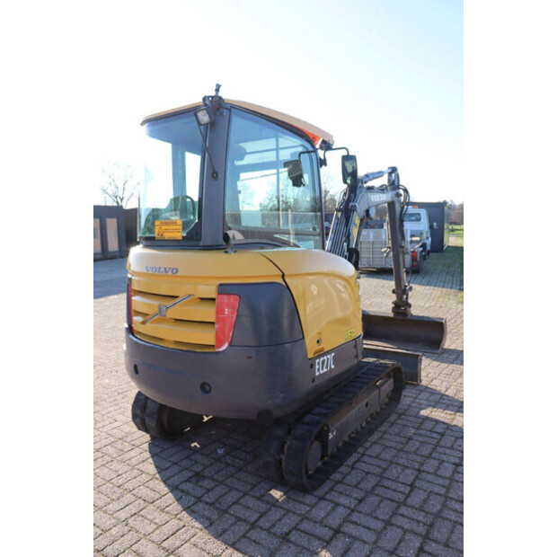 2011 فولفو EC27C-44309998