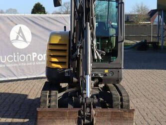 2011-volvo-ec27c-1394777-44310000