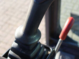 2011-volvo-ec27c-1394777-44310039