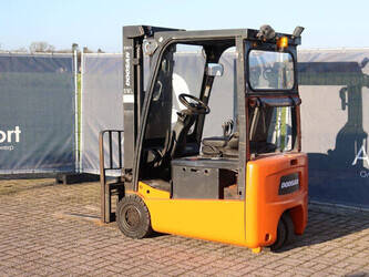 2011-doosan-b15t-5-1394782-44310198