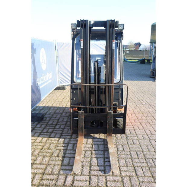 2011 Doosan B15T-5-44310203