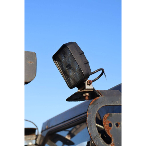 2011 Doosan B15T-5-44310210