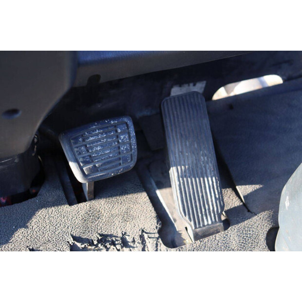 2011 Doosan B15T-5-44310219