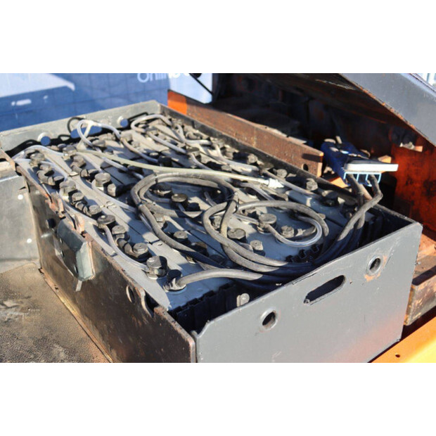 2011 Doosan B15T-5-44310224