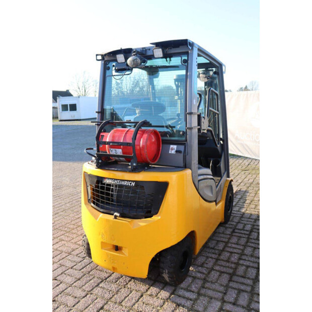 Jungheinrich TFG 320s-44310300