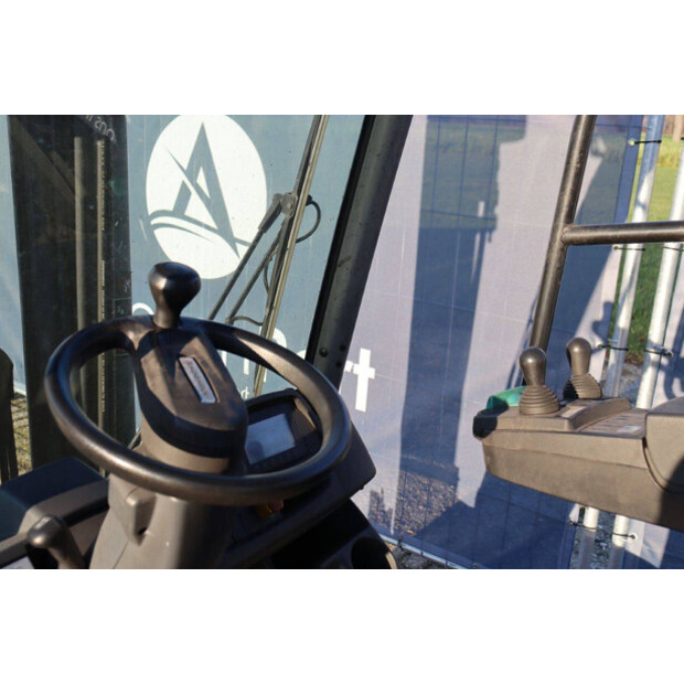 Jungheinrich TFG 320s-44310316