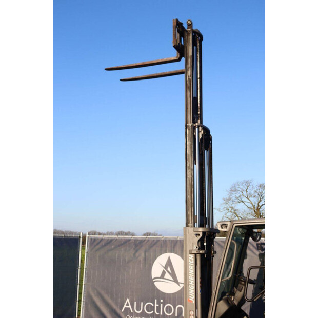 Jungheinrich TFG 320s-44310331