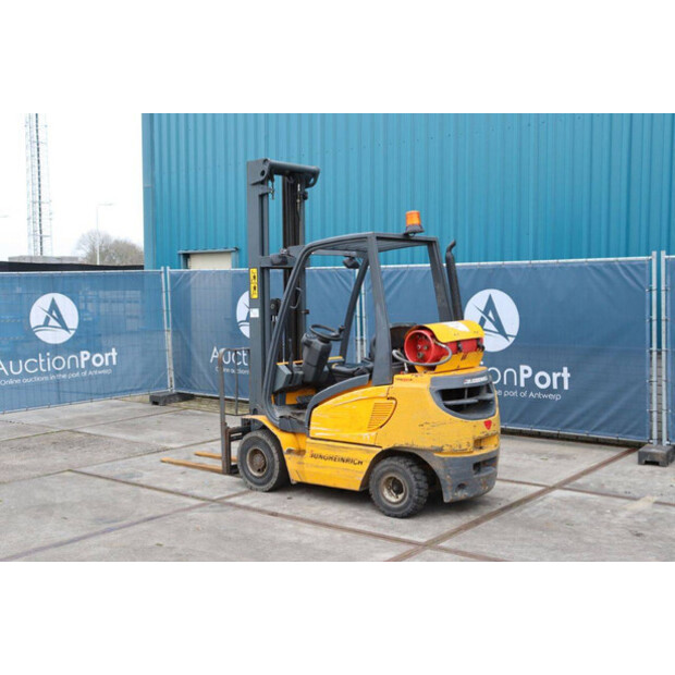 Jungheinrich TFG 20AK-44310537