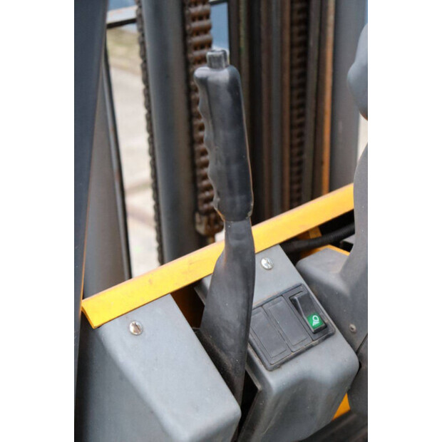 Jungheinrich TFG 20AK-44310566