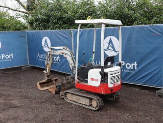 2012-takeuchi-tb108-1394794-44310580