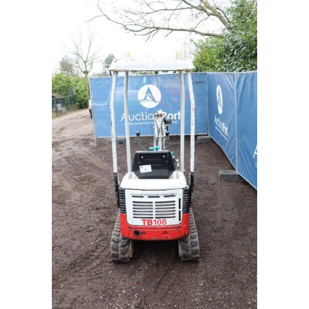 2012 TAKEUCHI TB108-44310581