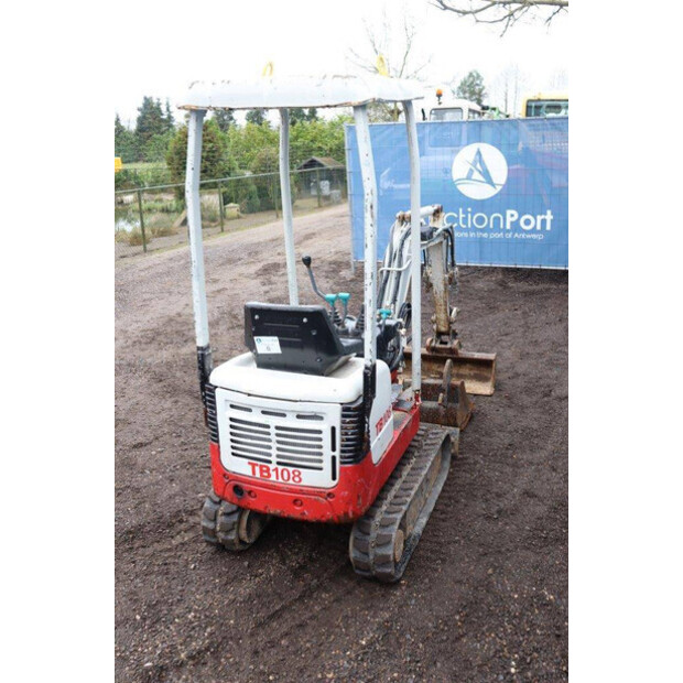 2012 TAKEUCHI TB108-44310582