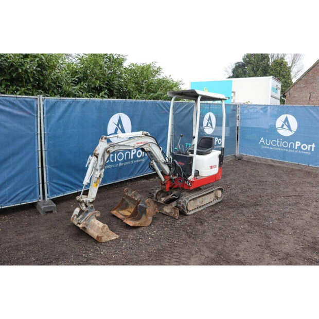 2012 TAKEUCHI TB108-44310585