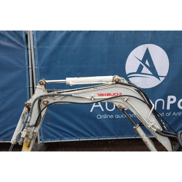 2012 TAKEUCHI TB108-44310588