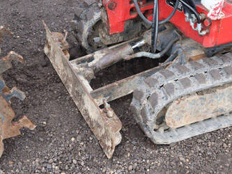 2012-takeuchi-tb108-1394794-44310590