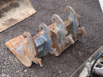 2012-takeuchi-tb108-1394794-44310591