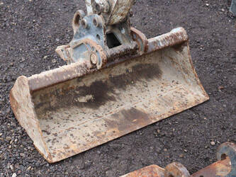 2012-takeuchi-tb108-1394794-44310592