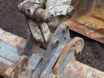 2012-takeuchi-tb108-1394794-44310595