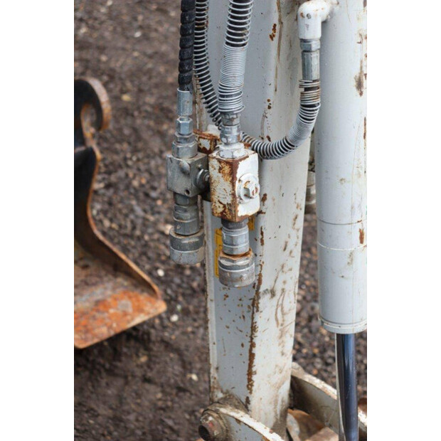 2012 TAKEUCHI TB108-44310597