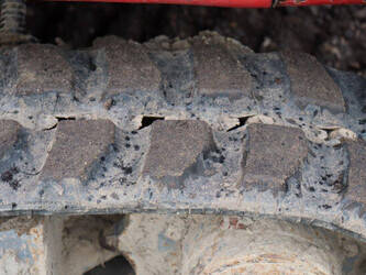 2012-takeuchi-tb108-1394794-44310603