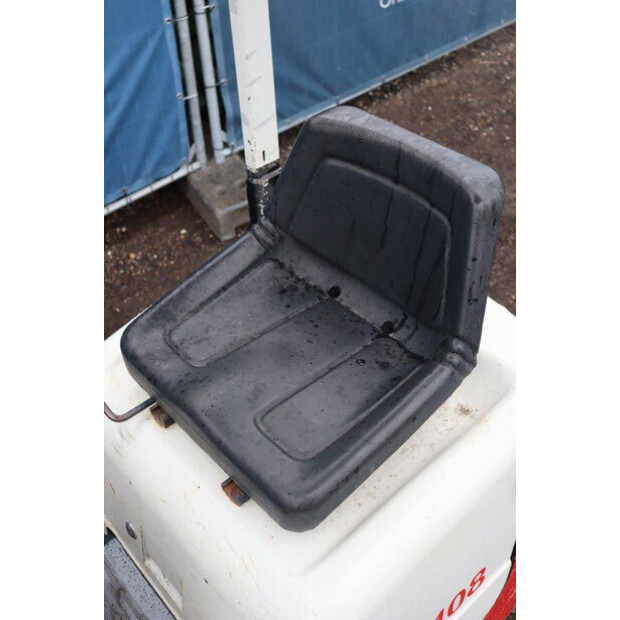 2012 TAKEUCHI TB108-44310609