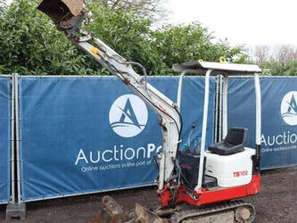 2012-takeuchi-tb108-1394794-44310613